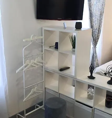דירה First Studio24 בראשוב